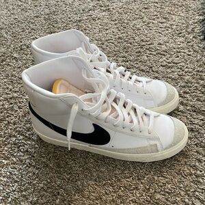 Men Nike Blazers